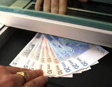 Μαχαίρι στις μεταφορές δανείων