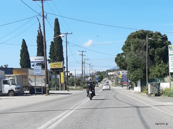 ΑΡΤΑΚΗ: Καταδίωξη ...βγαλμένη από ταινία, νεαρού μηχανόβιου από αστυνομικό