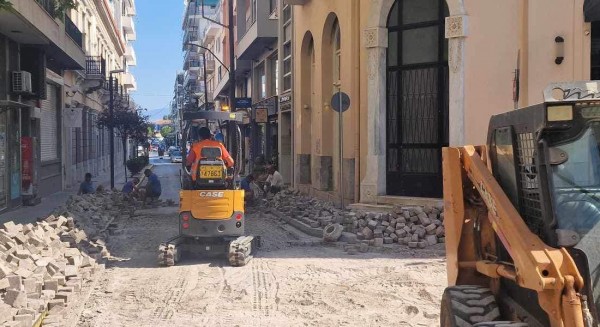 ΧΑΛΚΙΔΑ: Παραμένει κλειστή η Φαρμακίδου