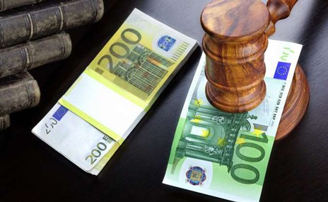 Με βαριά πρόστιμα απειλούνται μεσίτες, έμποροι και λογιστές