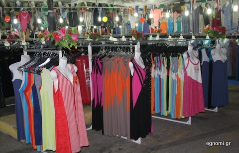 ΕΝΔΥΜΑΤΑ: Αύξηση πωλήσεων και μείωση εξαγωγών