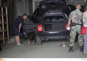 Σκύλος μυρίστηκε την κόκα!