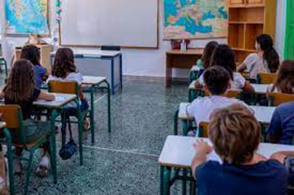 ΚΟΡΩΝΟΪΟΣ - ΔΗΜΟΤΙΚΑ ΣΧΟΛΕΙΑ- ΕΥΒΟΙΑ: Τα κρούσματα του 7ημέρου