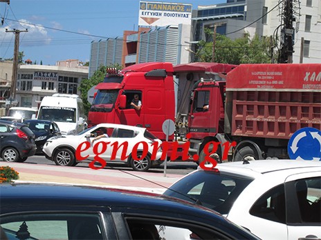 ΧΑΛΚΙΔΑ: Βογγάνε οι οδηγοί στον κόμβο του Αγίου Στεφάνου (VIDEO)