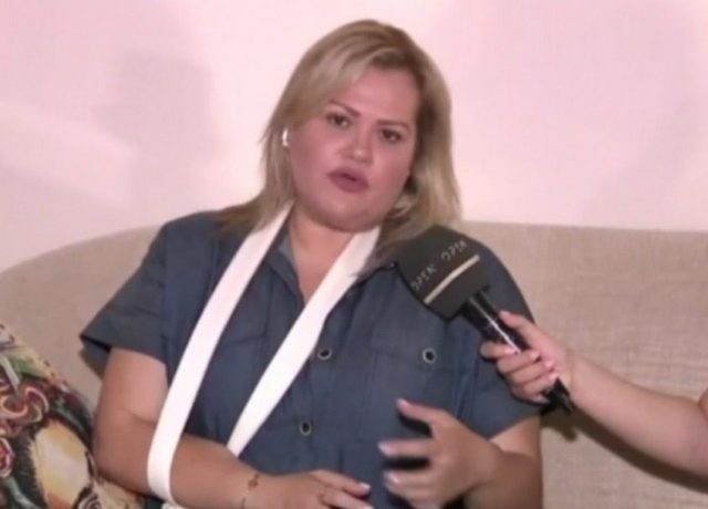 Η δημοσιογράφος Χρίσλα Γεωργακοπούλου δέχτηκε επίθεση από ταξιτζή (VIDEO)