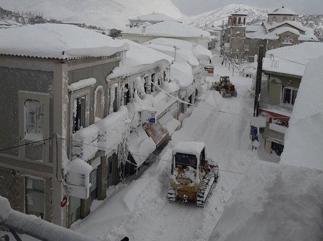 Ο Χαρίτσης χορηγεί 85.000 ευρώ στο Δήμο Κύμης - Αλιβερίου