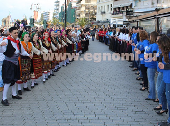 ΧΑΛΚΙΔΑ: Γαϊτανάκια του Ευρίπου στο στρογγυλό της παραλίας