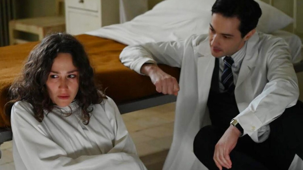 ΑΓΙΟΣ ΕΡΩΤΑΣ: Δείτε απόψε (ΤΕΤΑΡΤΗ 18 ΦΕΒΡΟΥΑΡΙΟΥ)