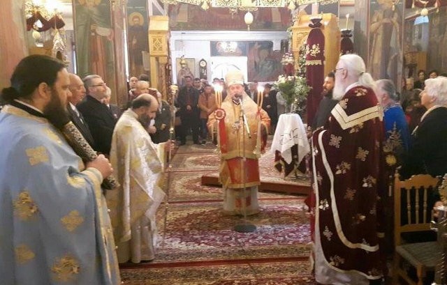 Λαμπρός εορτασμός με τον Μητροπολίτη Πτολεμαϊδος στην Ερέτρια για τον Άγιο Νικόλαο
