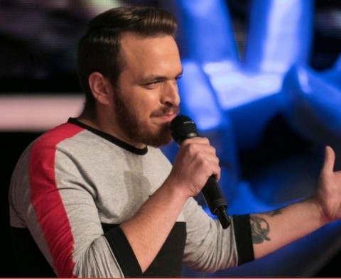 The Voice: Τραγούδησε για την πρώην σύντροφό του που έχει φύγει από τη ζωή (VIDEO)