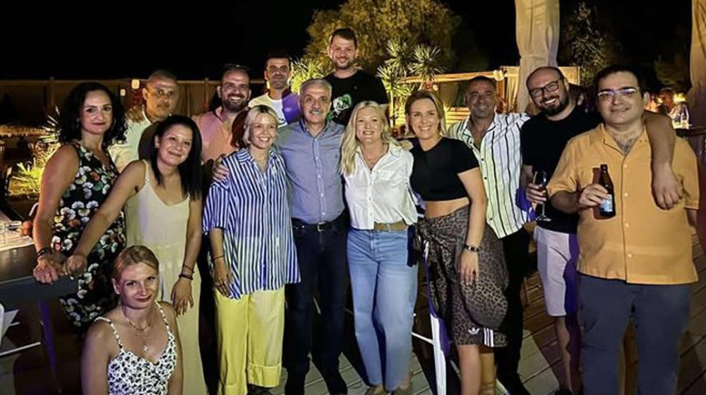 ΔΗΜΗΤΡΗΣ ΑΝΑΓΝΩΣΤΑΚΗΣ: Τον θυμήθηκαν οι μαθητές του μετά από 30 χρόνια!