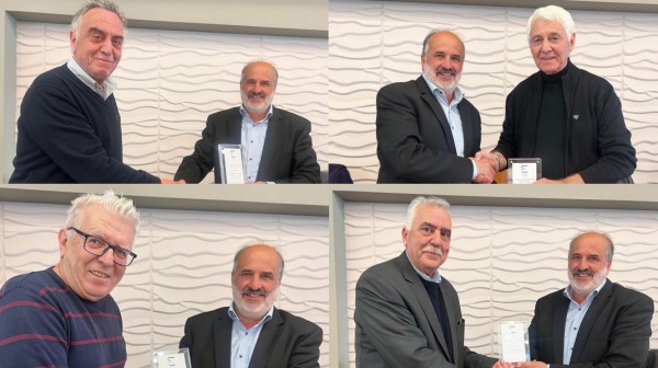 ΠΕΡΙΦΕΡΕΙΑΚΟ ΣΥΜΒΟΥΛΙΟ ΣΤΕΡΕΑΣ: Πλακέτες στον πρόεδρο και σε υπηρεσιακά στελέχη της Περιφέρειας