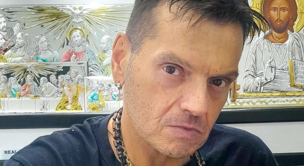 Πέθανε ο τραγουδιστής Γιώργος Δασκαλάκης