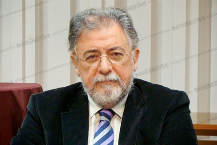 O Γιάννης Πανούσης στο Χαμόγελο του Παιδιού