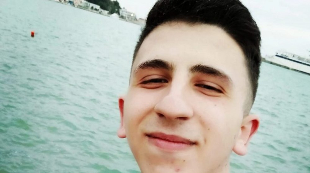 Θρήνος για τον Σάββα Μονοκρούσο που σκοτώθηκε σε τροχαίο 4 μέρες αφού παντρεύτηκε και βάπτισε το παιδί του