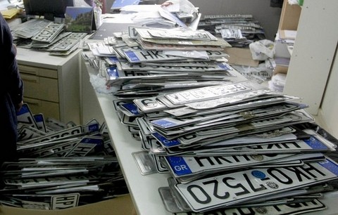 Δόθηκε παράταση για πληρωμή τελών κυκλοφορίας και κατάθεση πινακίδων