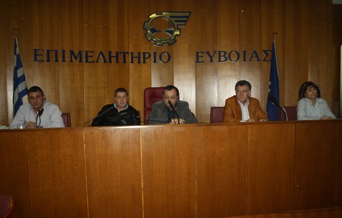 Επιμελητήριο Εύβοιας: Λευκό Κούτα στο εμπορικό και πράξη αγάπης από τον Γούδα