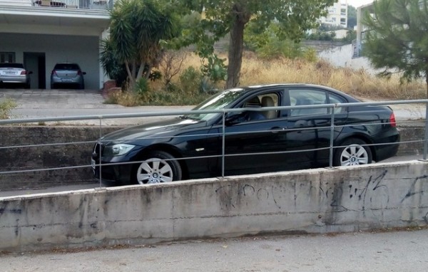 ΧΑΛΚΙΔΑ: Φράκαρε την ...μπέμπα στη ράμπα του ποδηλατόδρομου