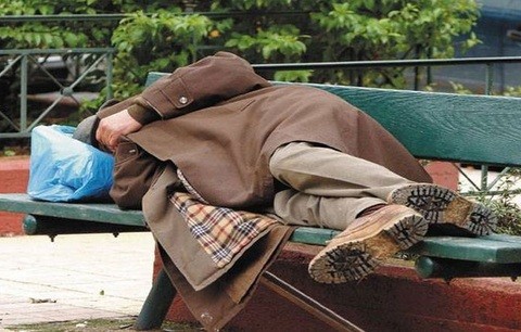 Ψυγείο για τους άστεγους στη Χαλκίδα