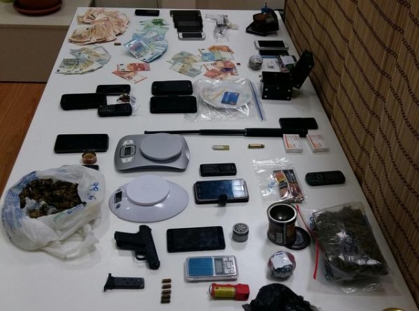 Εξαρθρώθηκαν πολυμελείς συμμορίες ναρκωτικών με πλοκάμια και στην Εύβοια