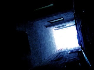 Ηλικιωμένος βρέθηκε νεκρός στο φωταγωγό