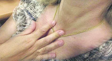 Άρπαζαν χρυσές αλυσίδες από το λαιμό ηλικιωμένων γυναικών