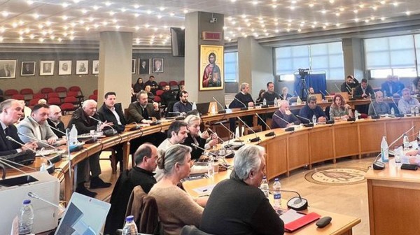 Συνεδριάζει στα Άγραφα με 11 θέματα ημερήσιας διάταξης το Περιφερειακό Συμβούλιο