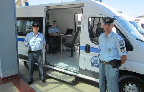 Τεχνολογικός εξοπλισμός σε Υπηρεσίες τουριστικών περιοχών και Κινητές Αστυνομικές Μονάδες