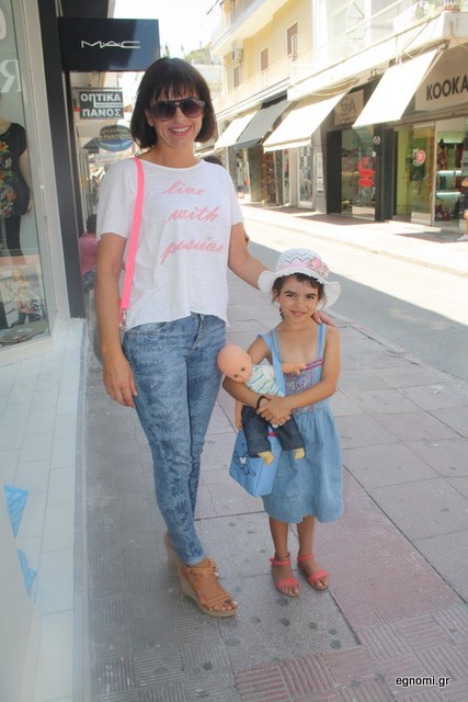 Μυεί την Μαριέττα στη μόδα