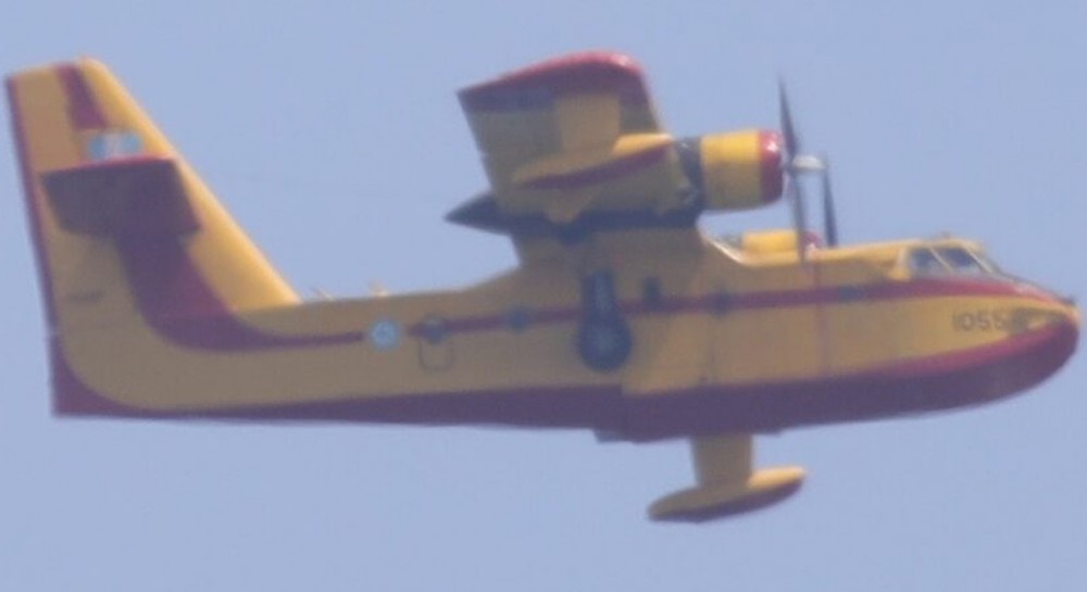 ΣΥΝΤΡΙΒΗ ΚΑΝΑΝΤΕΡ: To μοιραίο αεροσκάφος λίγο μετά την απογείωσή του πάνω από τη Χαλκίδα