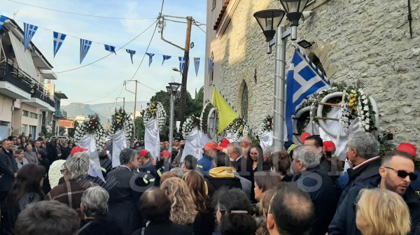 ΓΙΩΡΓΟΣ ΨΑΘΑΣ - ΚΗΔΕΙΑ: Πλήθος κόσμου στο τελευταίο αντίο