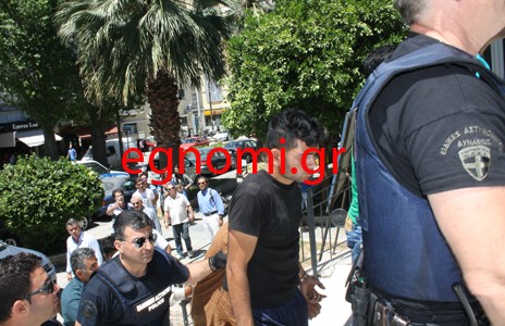 ΦPIKH: Έσκυψε η μαμά και την σκότωσα!
