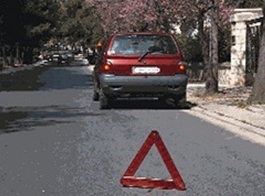ΜΑΡΜΑΡΙ: Χάλασε το αμάξι και του το έκλεψαν