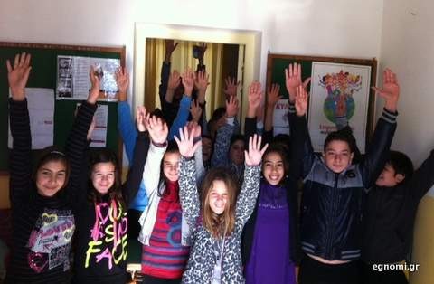 Σηκώνουν ...χέρια για τον τόπο τους