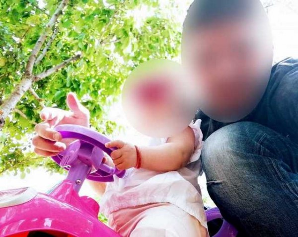 Αυτός είναι ο αστυνομικός που κατηγορείται ότι ασέλγησε στην 4χρονη κορούλα του