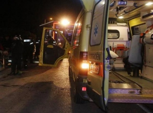 ΧΑΛΚΙΔΑ: Τραυματίστηκε γυναίκα σε τροχαίο ατύχημα στο Αλωνάκι - Στη συμβολή των οδών Ήρας και Μαυρογένους