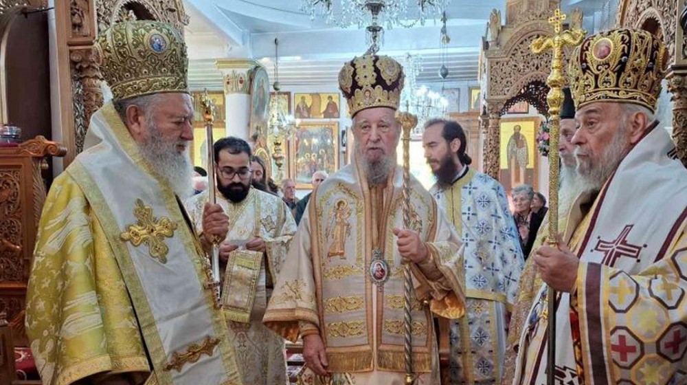ΚΥΜΗ: Γιόρτασε με δύο Αρχιερείς στο πλευρό του ο Μητροπολίτης Καρυστίας και Σκύρου κ. Σεραφείμ