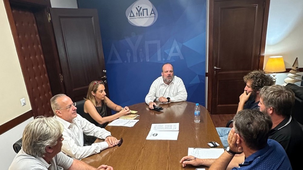 Οι ρετσινάδες της Βόρειας  Εύβοιας και ο Θανάσης Ζεμπίλης πήγαν στο Διοικητή της ΔΥΠΑ
