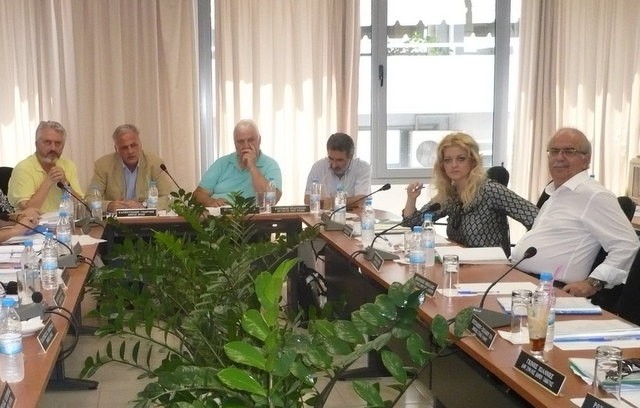 Φάρμακα αξίας 10.000 ευρώ στους πρόσφυγες σε Ριτσώνα, Οινόφυτα και Θερμοπύλες