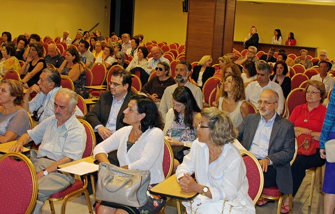 Με ένα σμπάρο πέτυχαν δύο τρυγόνια στην Κύμη