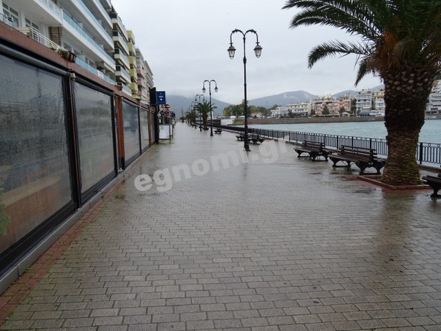 Η Μήδεια έρχεται, η παραλία της Χαλκίδας άδειασε (pics)