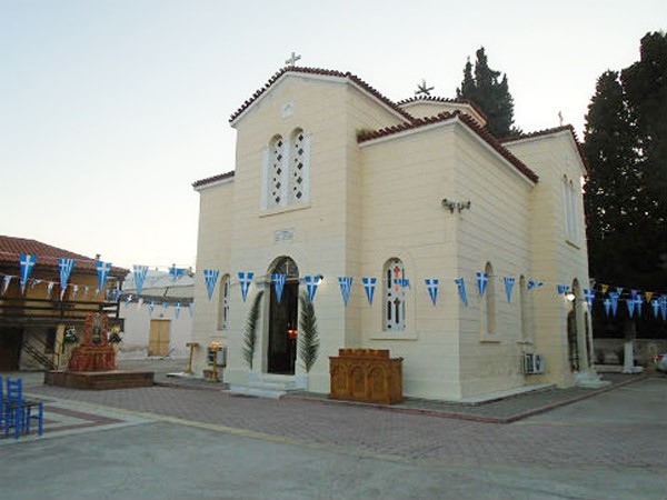 Γλεντάει απόψε η Έξω Παναγίτσα