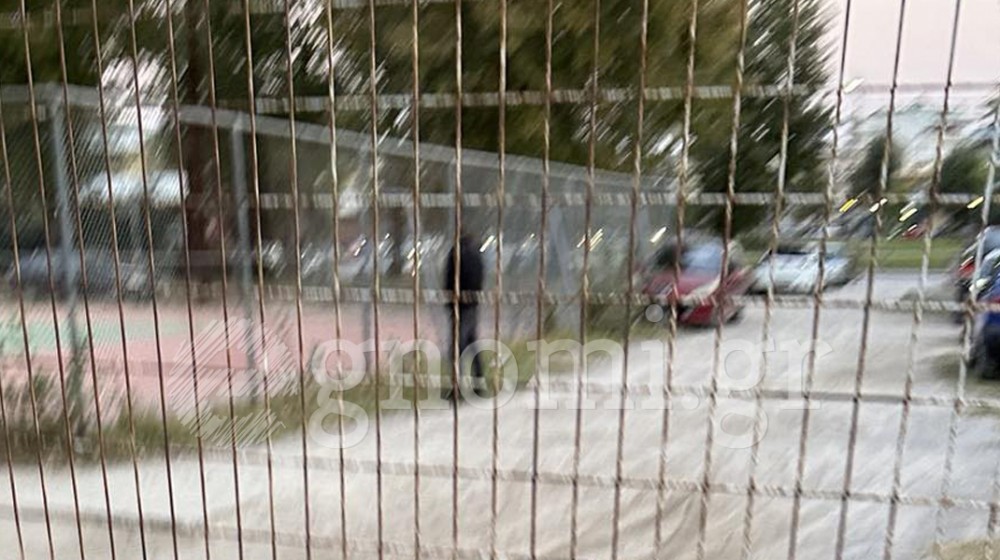 ΒΟΥΡΚΟΣ ΧΑΛΚΙΔΑ: Ασυνείδητοι κάνουν την ανάγκη τους σε δημόσια θέα