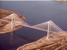 Απαγόρευση διέλευσης και αγκυροβόλιου κάτω από την Υψηλή γέφυρα