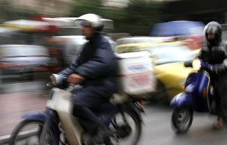 ΕΡΓΑΤΙΚΟ ΑΤΥΧΗΜΑ: Ανακοίνωση από την Ένωση Ιδιωτικών Υπαλλήλων για τον τραυματισμό του ντελιβερά στη Χαλκίδα