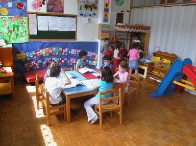 Προκάτ νηπιαγωγεία σε Μίστρο και Φάρο