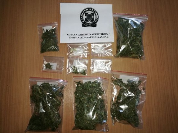 Συνελήφθη ζευγάρι γιατί κατείχε χασίς και ηρωίνη