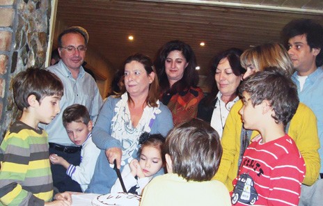 Ανοίγει... πανιά με δύο παραγωγές