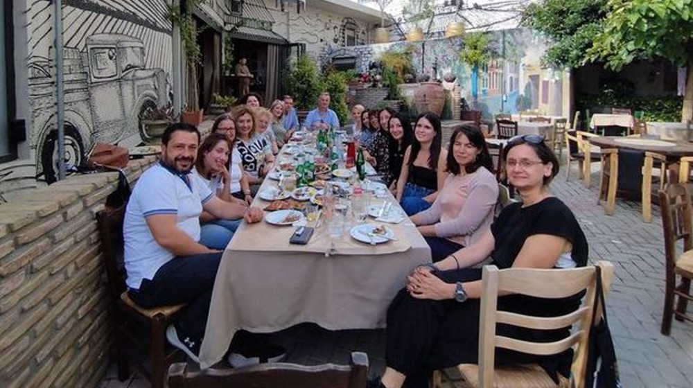 ΧΑΛΚΙΔΑ: Επετειακό γεύμα για τους δασκάλους του 24ου Δημοτικού Σχολείου