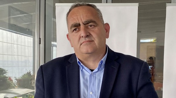 Φρέντι Μπελέρης: Καθαιρέθηκε από δήμαρχος Χειμάρρας